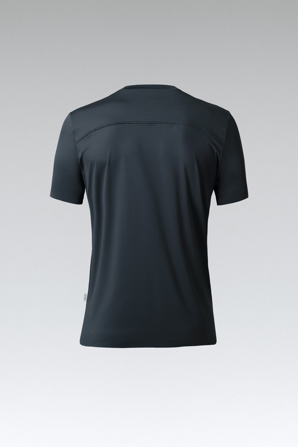 T-SHIRT TECHNIQUE TECH SOLID FEMME MAGNET