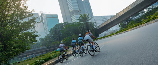 INTERLUDE: Diferentes culturas. Diferentes climas. Diferentes maneras de vivir el ciclismo.