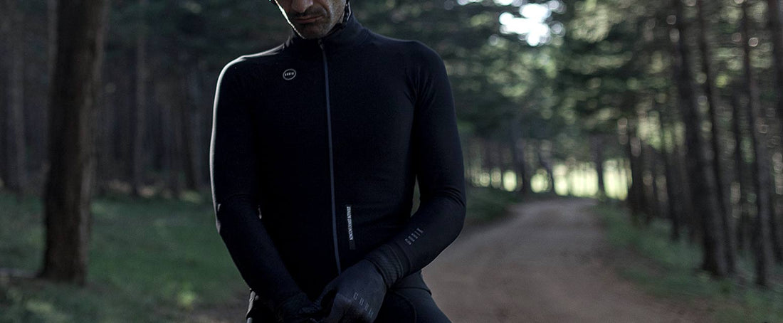 Pacer Solid Jet Black: un maillot que nace con el objetivo de perdurar