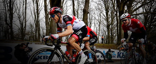 Matteo Trentin y el UAE Team Emirates con Gobik en el Tour de Flandes