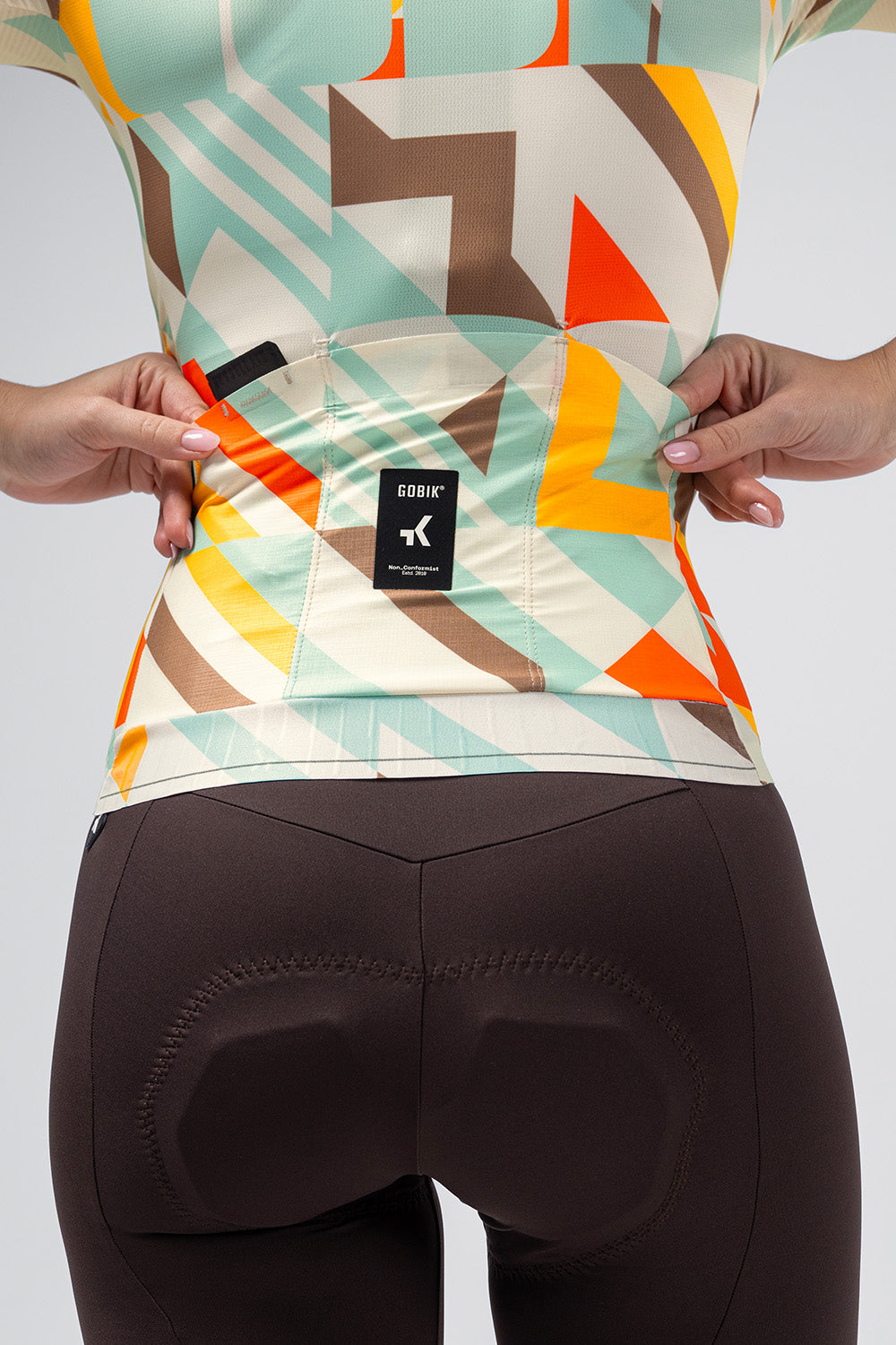 MAILLOT MANCHES COURTES ATTITUDE 2.0 FEMME EXA 