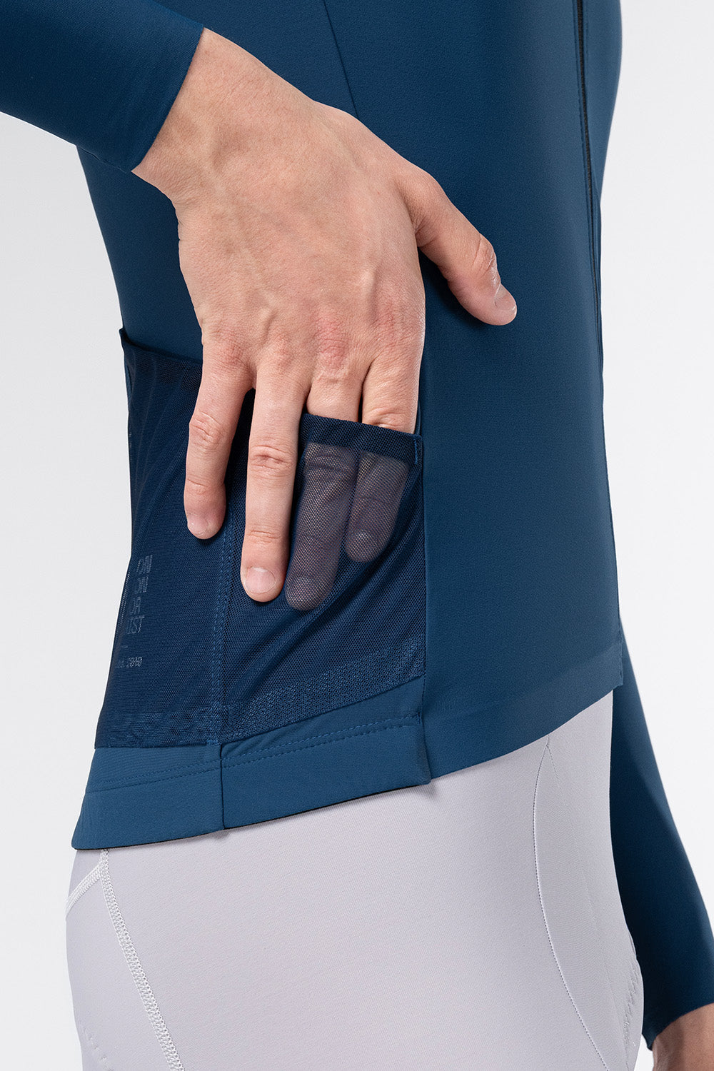 MAILLOT MANCHES LONGUES PACER SOLID 2.0 HOMME ASSAULT 
