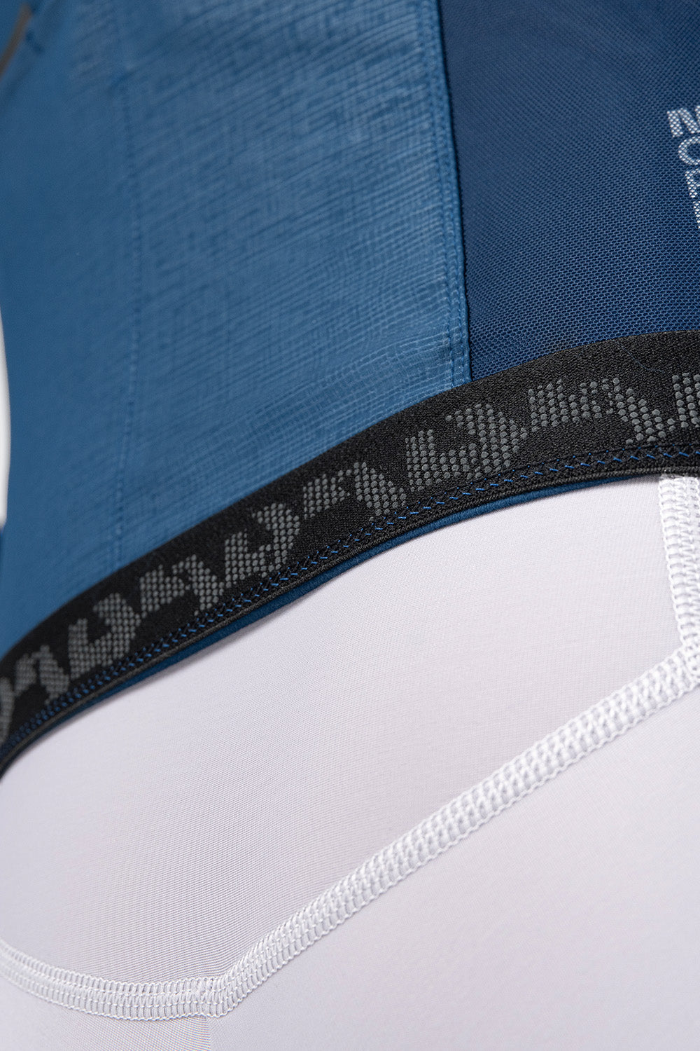 MAILLOT MANCHES LONGUES PACER SOLID 2.0 HOMME ASSAULT 