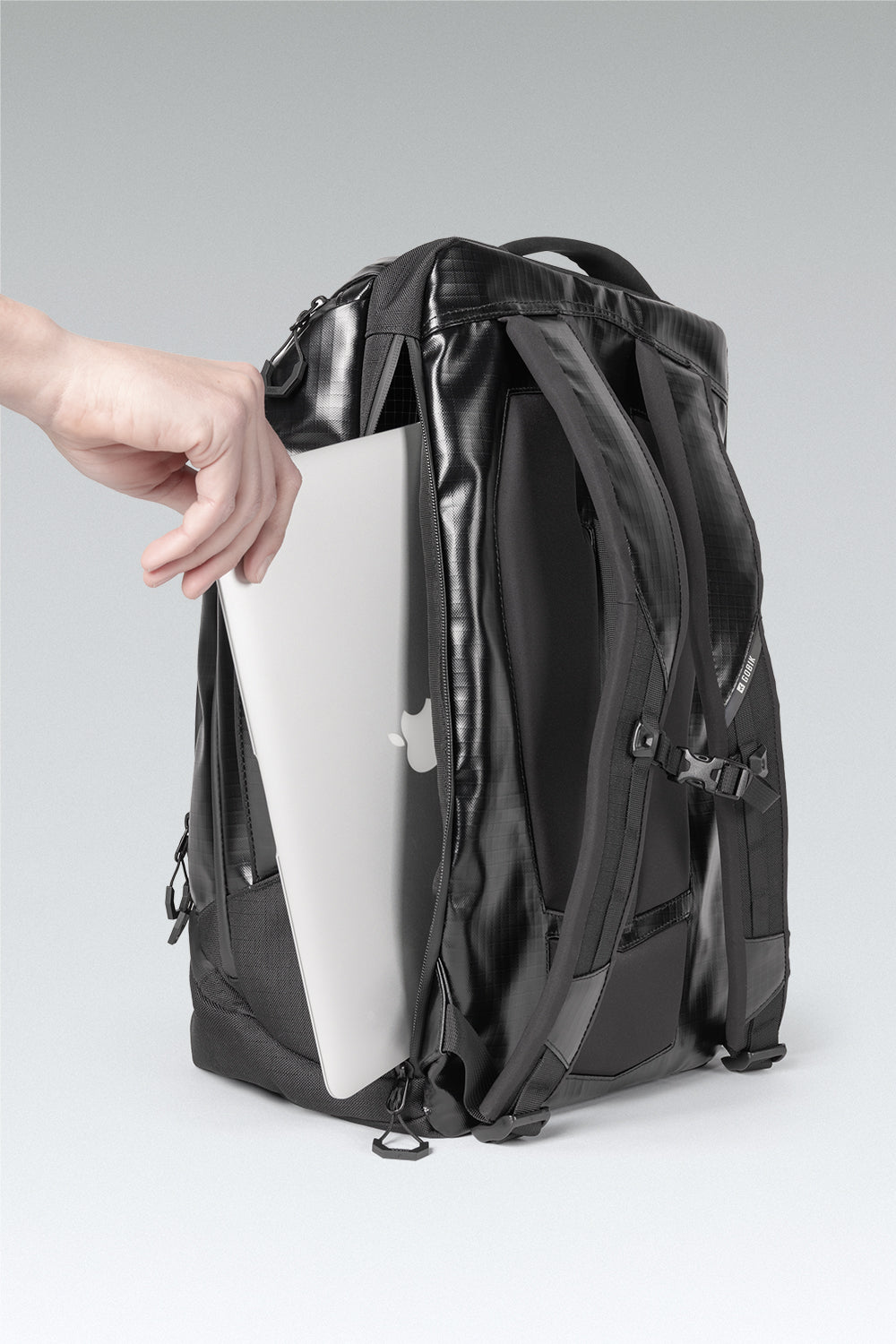 MOCHILA STOW TRUE BLACK 35L