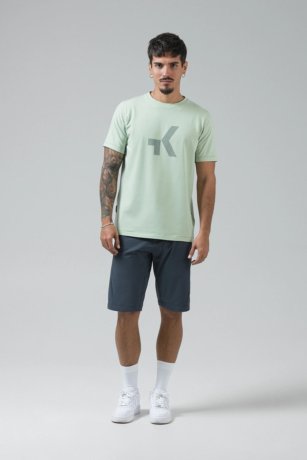 Hommes Lifestyle Vêtements. Nike LU