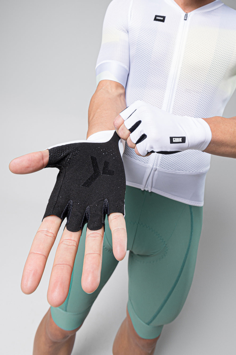 MAMBA 2.0 White · Handschuhe Kurz · Unisex – Gobik