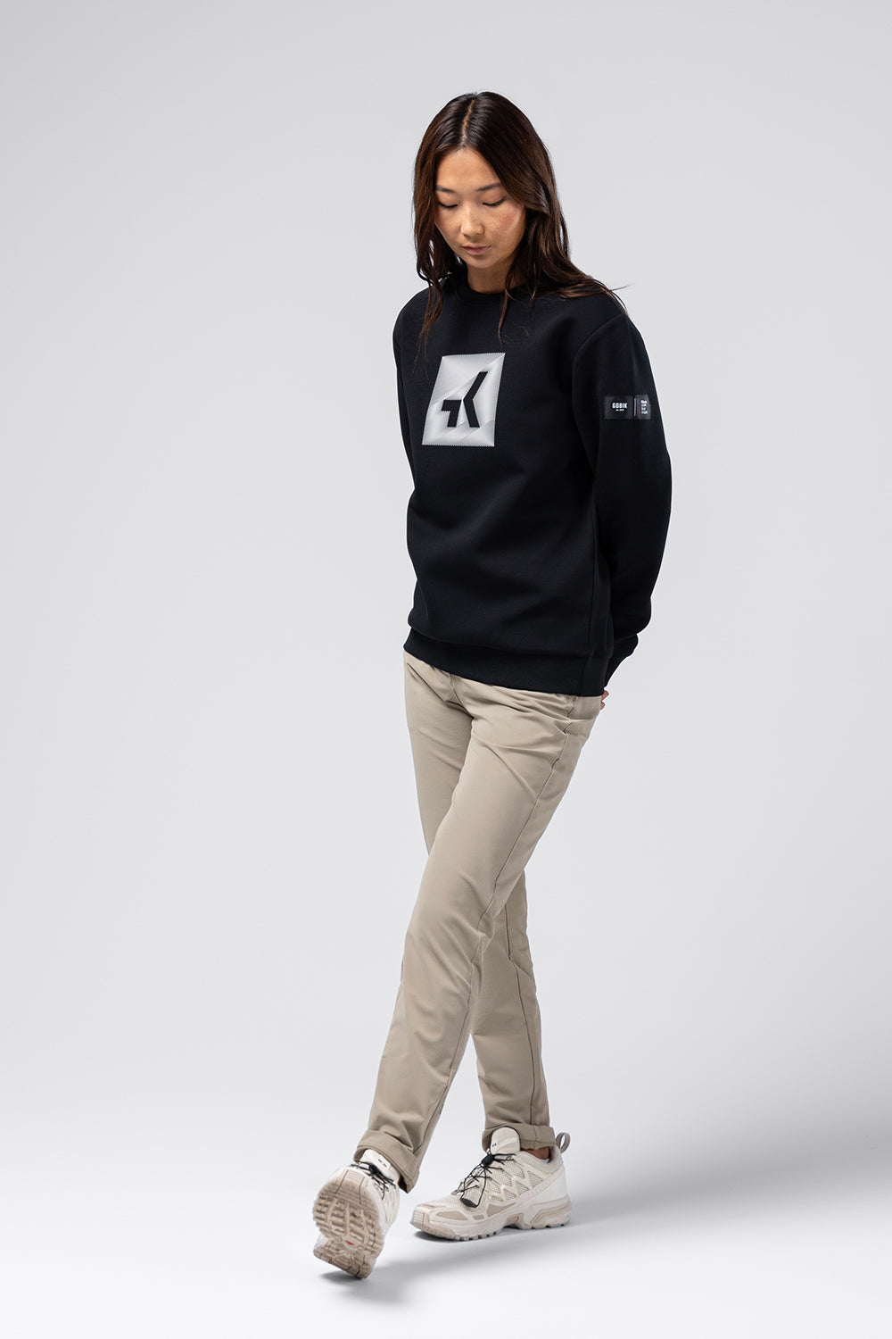 hover-women-unisex-black