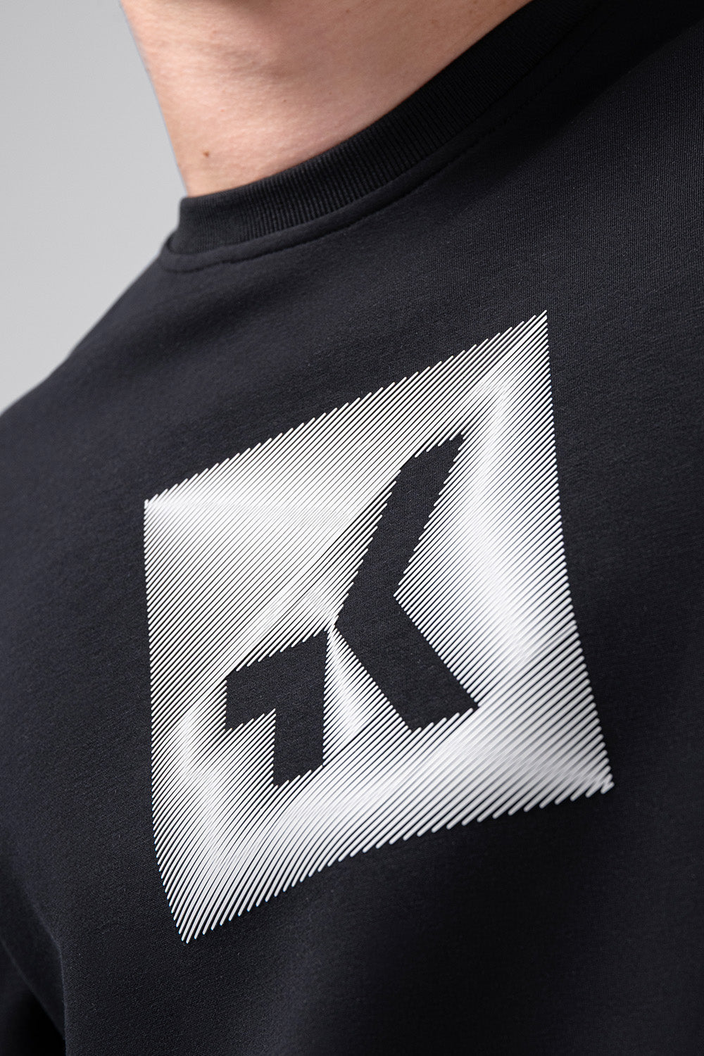 SWEATSHIRT HOVER UNISEX BLACK 