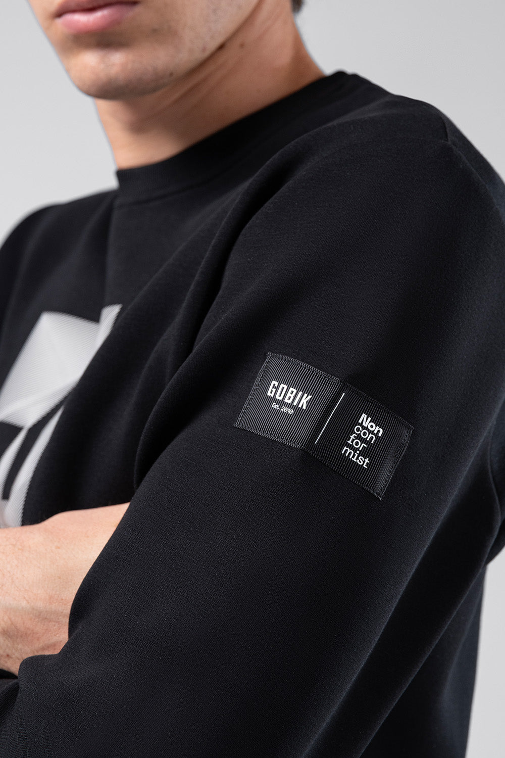 SWEATSHIRT HOVER UNISEX BLACK 