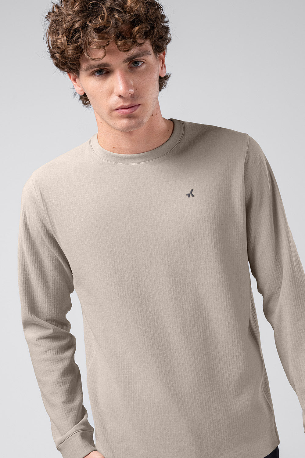 SUDADERA-POLARTEC-AIRPEAK-MEN-02