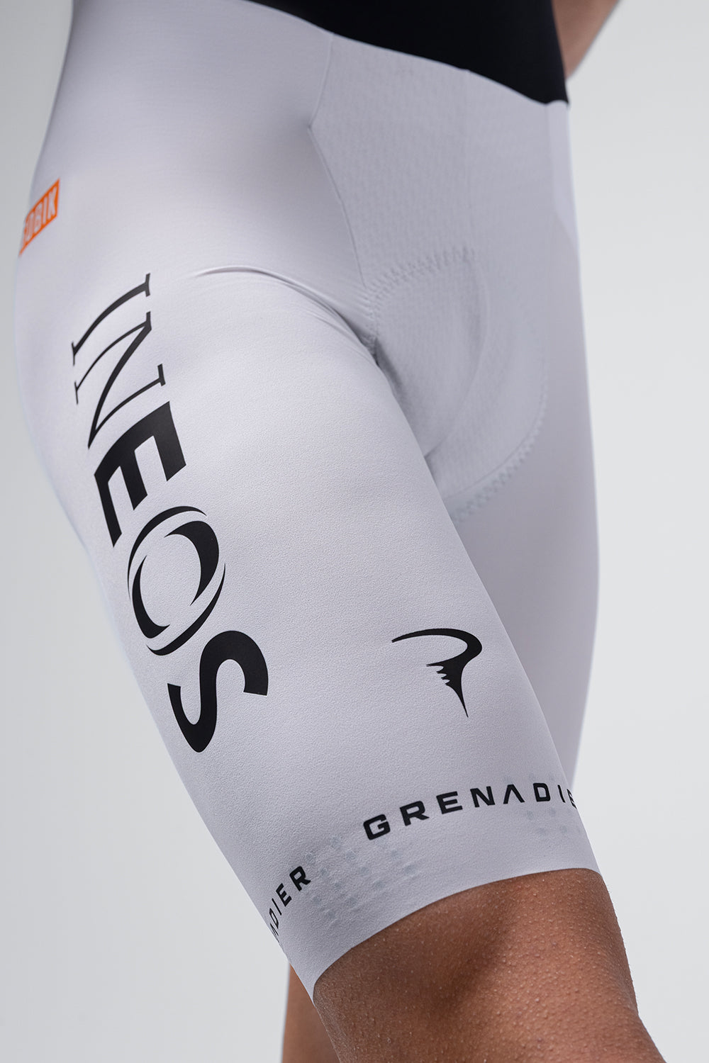 CUISSARD COURT LANCER HOMME INEOS GRENADIERS 26 - K10 