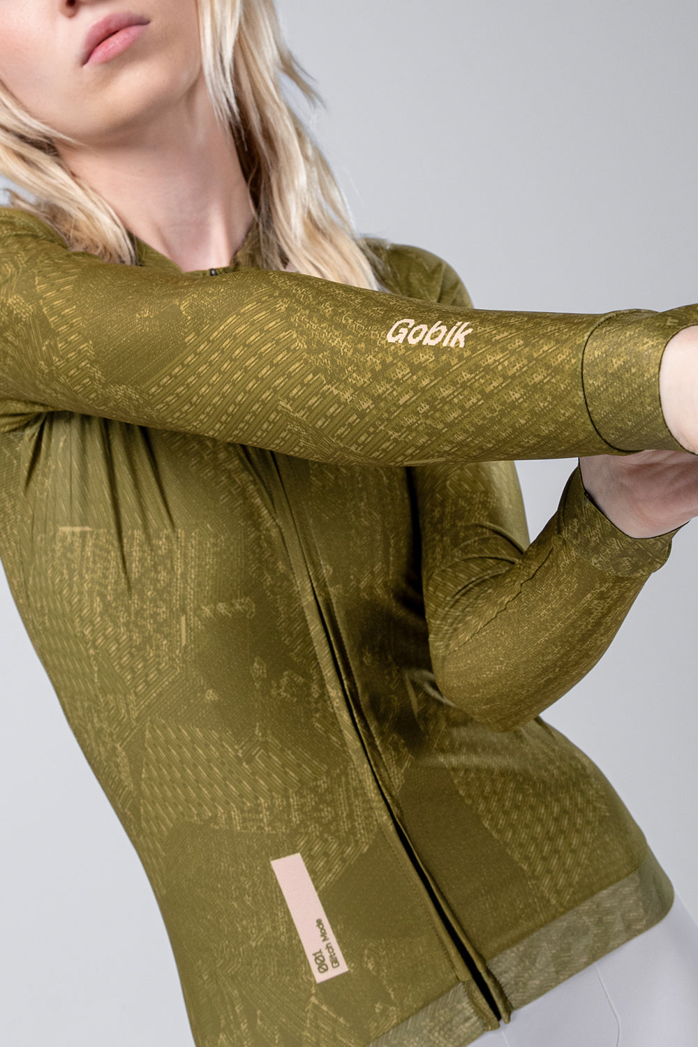 long-sleeve-jersey-vanquish-women-data-preorder-warm26-02