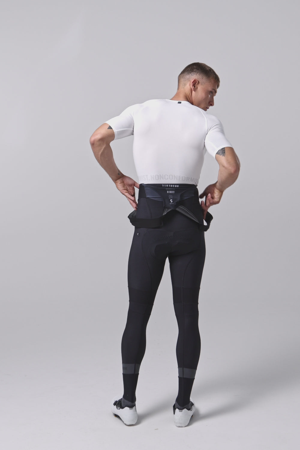 GOBI HOSRIGK カシミヤ100%スパッツ ABSOLUTE 7.0 Black · Bib Tights · Men – Gobik