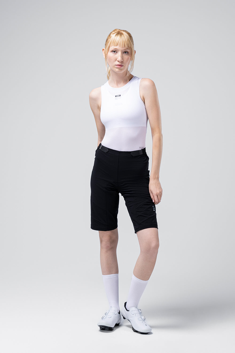 shorts-ranger-women-black-01