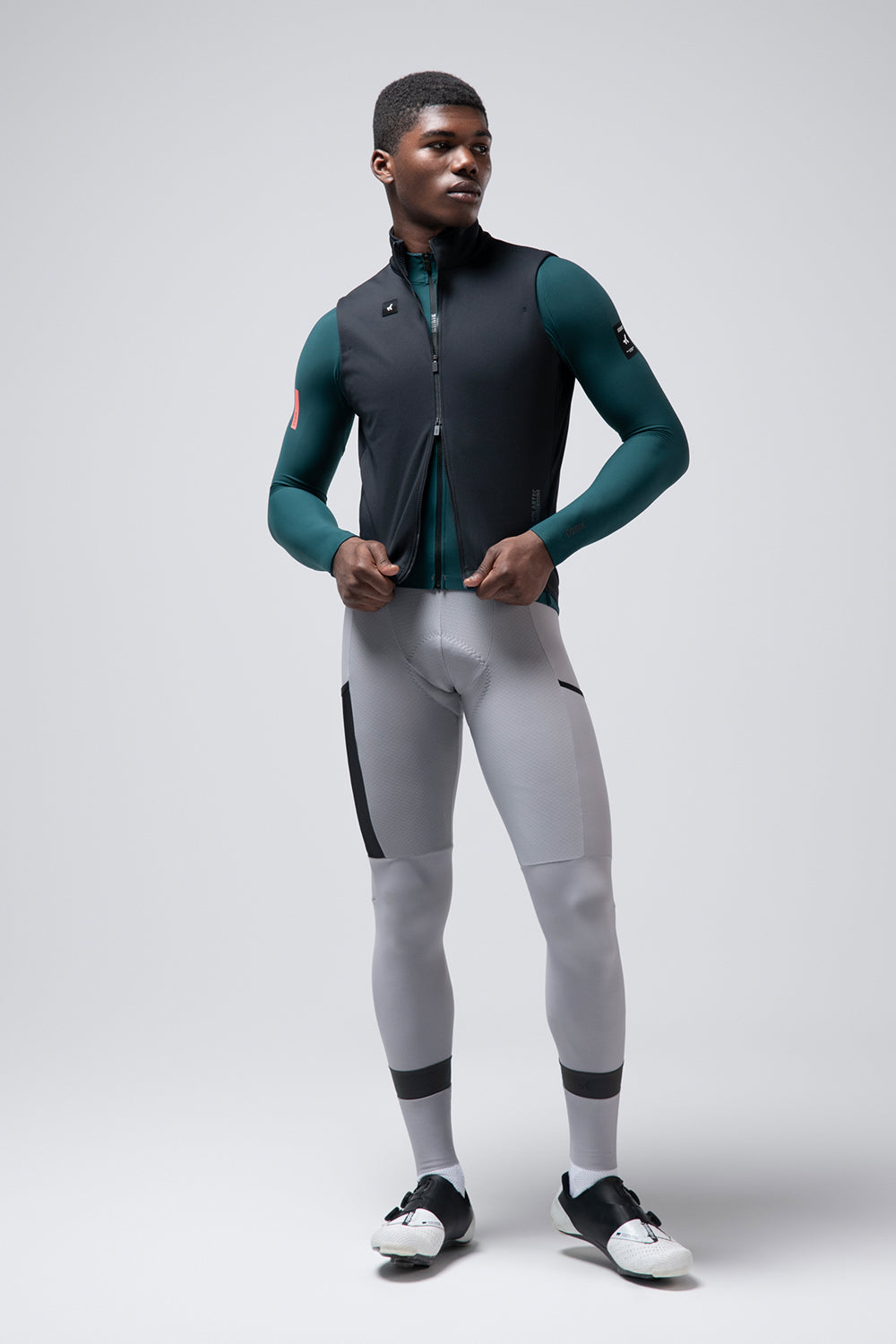 vest-pathfinder-men-ink-black-01